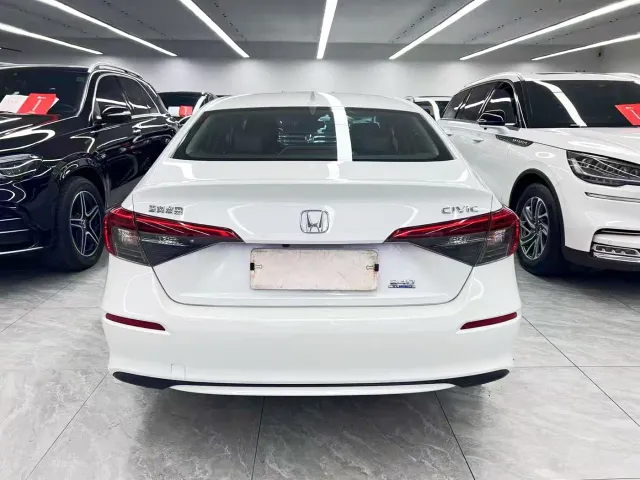 Honda Civic — Фото автомобиля 5