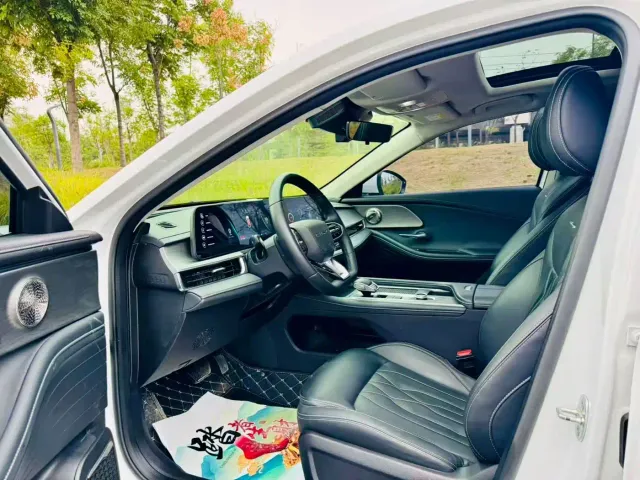 Chery Arrizo 8 — Фото автомобиля 4