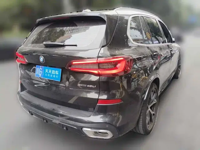 BMW X5 — Фото автомобиля 2