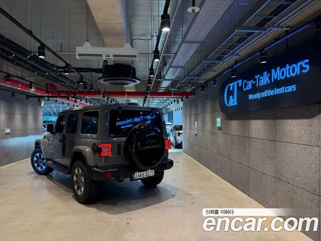 Jeep Wrangler — Фото автомобиля 5