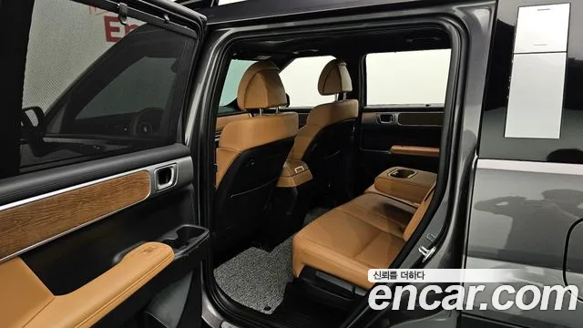 Hyundai Santa Fe — Фото автомобиля 16
