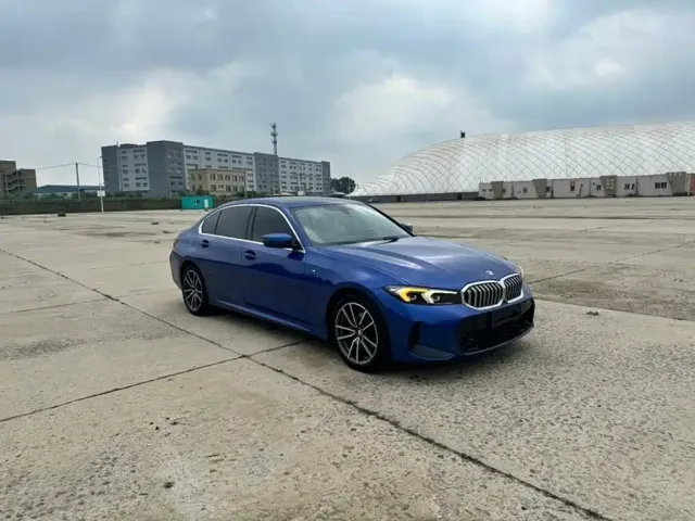 BMW 3 Series — Фото автомобиля 3