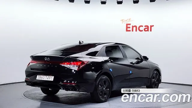 Hyundai AVANTE Avante (CN7) — Фото автомобиля 2