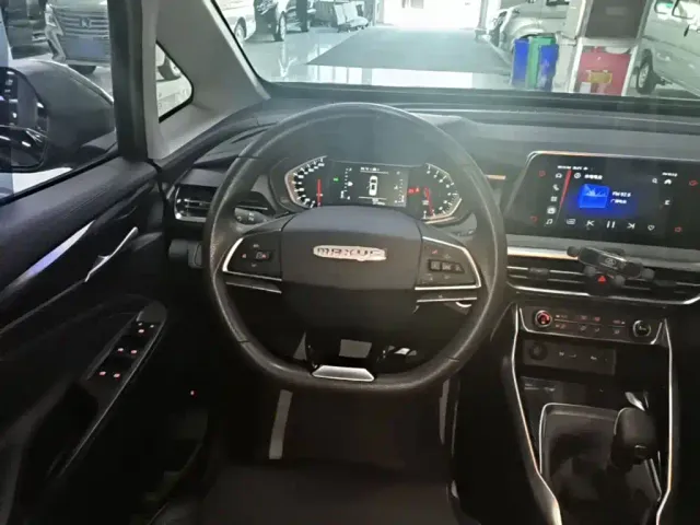 Maxus G50 — Фото автомобиля 10