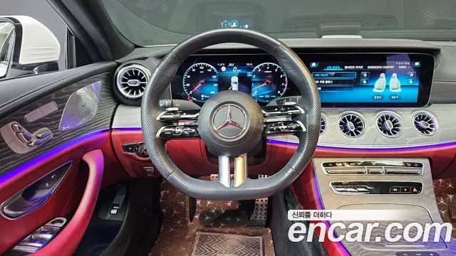 Mercedes-Benz CLS-Class — Фото автомобиля 13