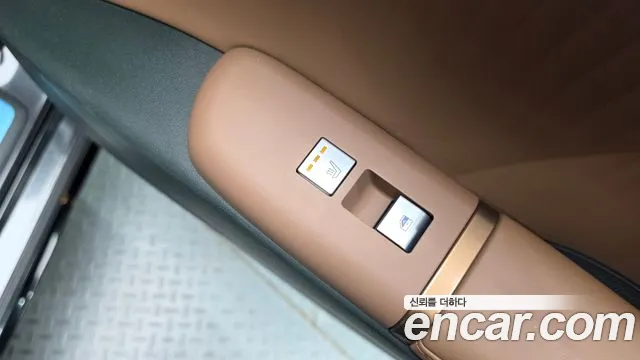 Hyundai Grandeur GN7 — Фото автомобиля 24