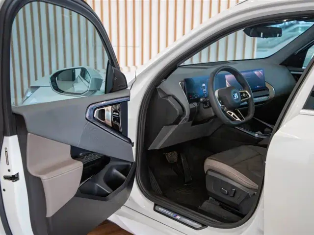 BMW X3 — Фото автомобиля 14