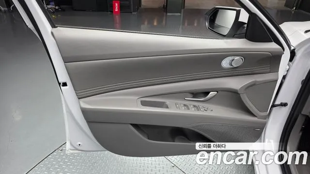 Hyundai Avante CN7 — Фото автомобиля 24