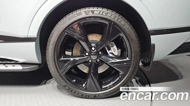 Genesis GV80 — Фото автомобиля 21