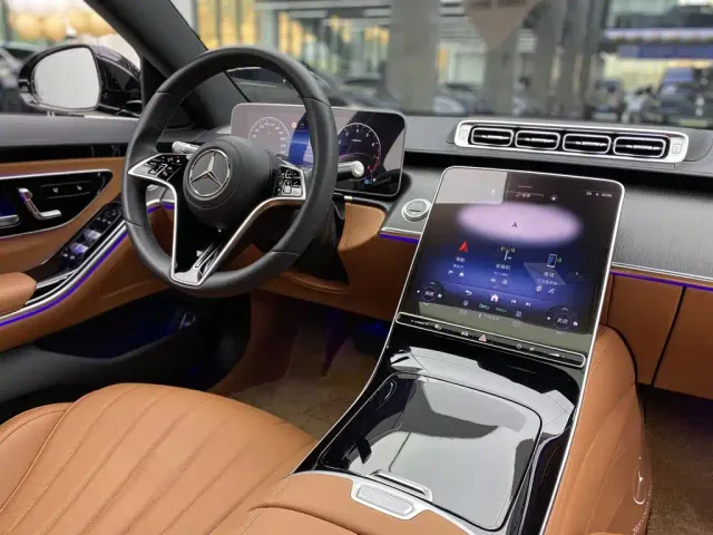 Mercedes-Benz S-Class — Фото автомобиля 27