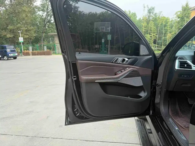 BMW X5 — Фото автомобиля 15