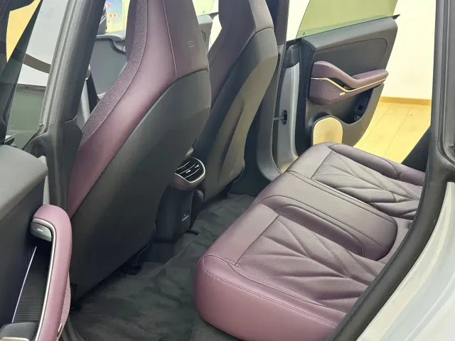 Nio ET5 Touring — Фото автомобиля 17