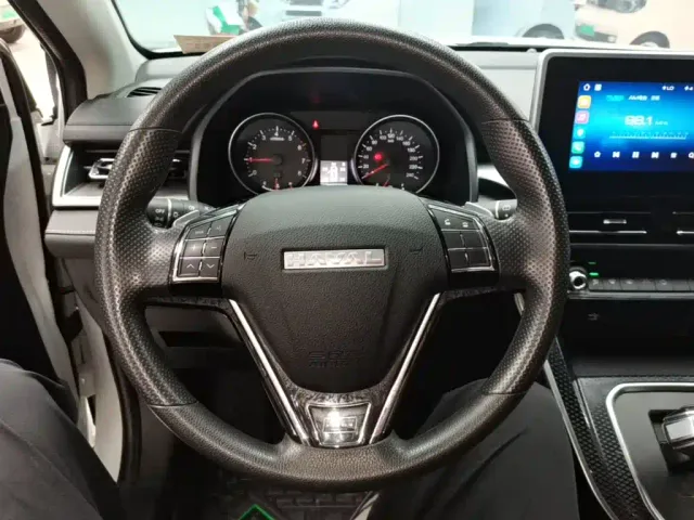 Haval M6 — Фото автомобиля 10