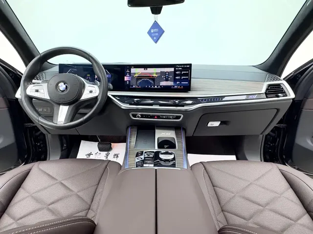 BMW X5 — Фото автомобиля 17