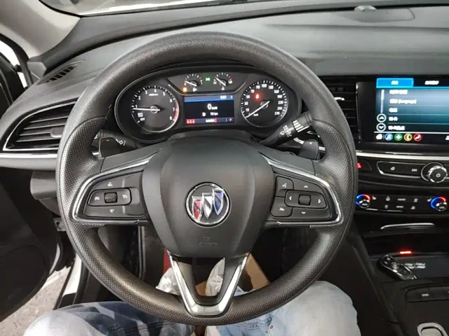 Buick Regal — Фото автомобиля 10