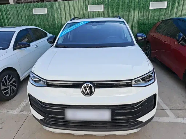 Volkswagen Tharu — Фото автомобиля 2