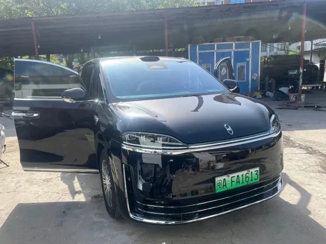 Фотография автомобиля — Luxeed Zunjie MPV