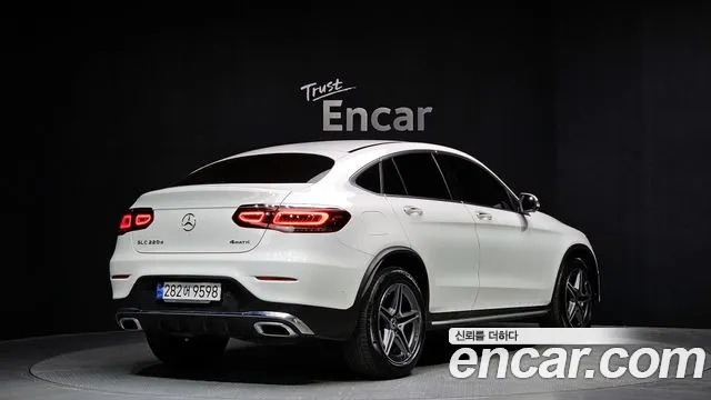 Mercedes-Benz GLC-Class GLC-класс X253 GLC220 d 4MATIC Купе — Фото автомобиля 2