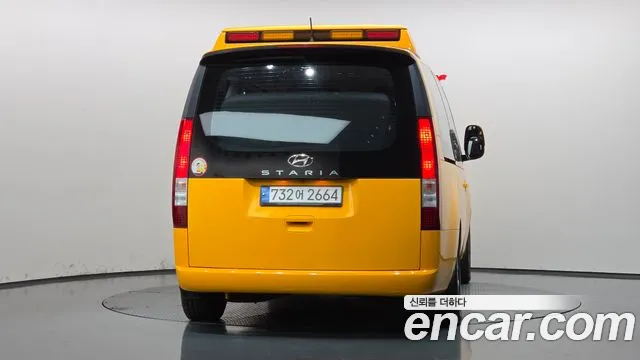 Hyundai Staria — Фото автомобиля 4