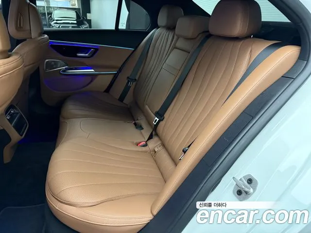 Mercedes-Benz E-Class W214 — Фото автомобиля 12