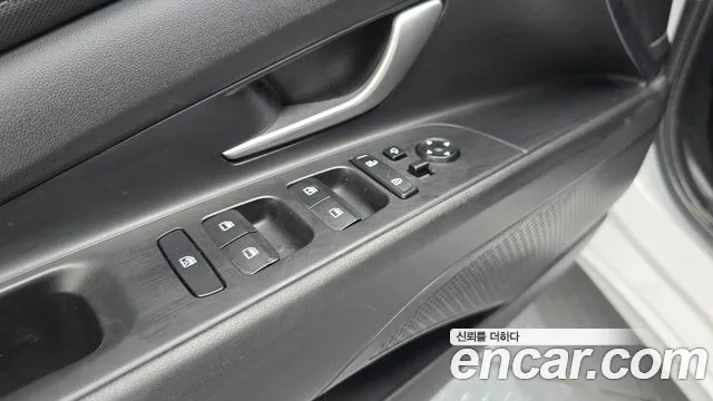 Hyundai Avante CN7 — Фото автомобиля 29