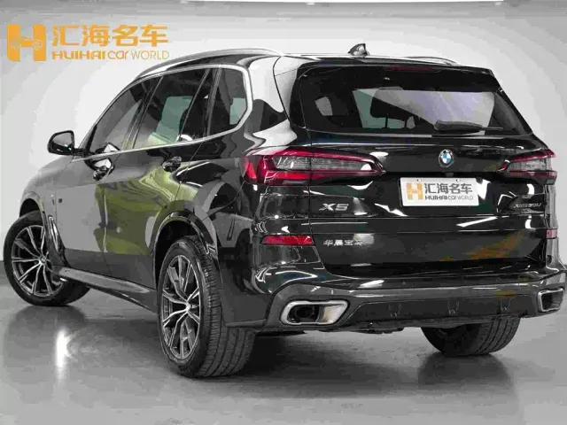 BMW X5 — Фото автомобиля 4