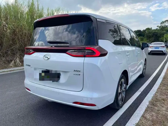 GAC Trumpchi M6 — Фото автомобиля 10