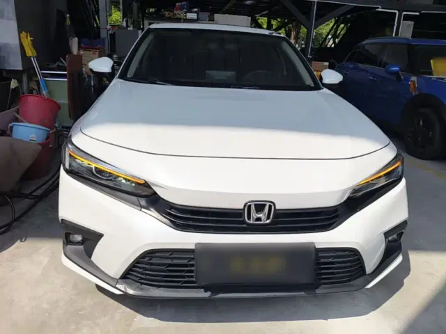 Honda Civic — Фото автомобиля 2