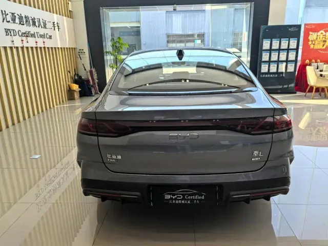 BYD Qin L — Фото автомобиля 5