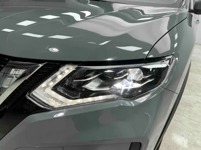 Nissan X-Trail — Фото автомобиля 24