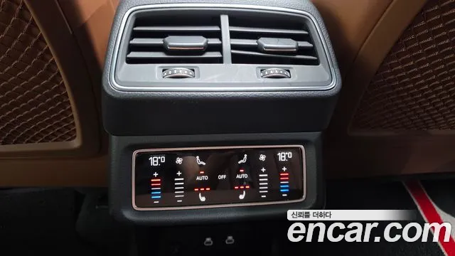Audi e-tron — Фото автомобиля 18