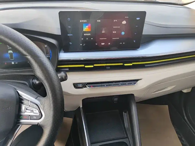Geely Geometry EX3 Kung Fu Bull — Фото автомобиля 12
