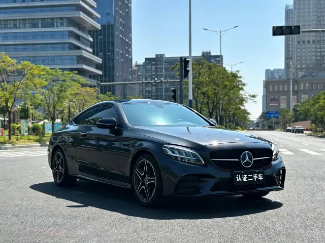 Mercedes-Benz C-Class — Фото автомобиля 3