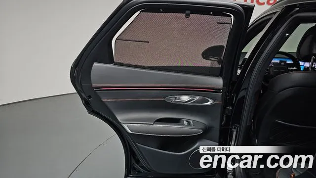 Genesis GV70 — Фото автомобиля 14