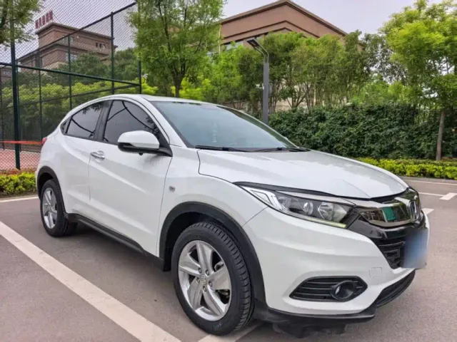 Honda Vezel — Фото автомобиля 3