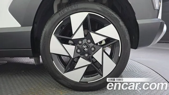 Hyundai Kona SX2 — Фото автомобиля 6