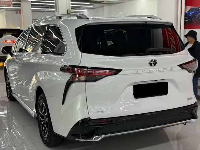 Toyota Granvia — Фото автомобиля 9