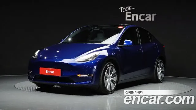 Фотография автомобиля — Tesla Model Y