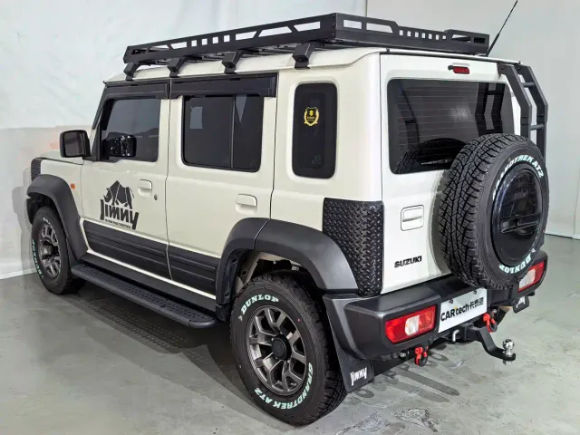Suzuki Jimny — Фото автомобиля 12