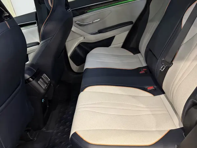 BYD Song PLUS — Фото автомобиля 9