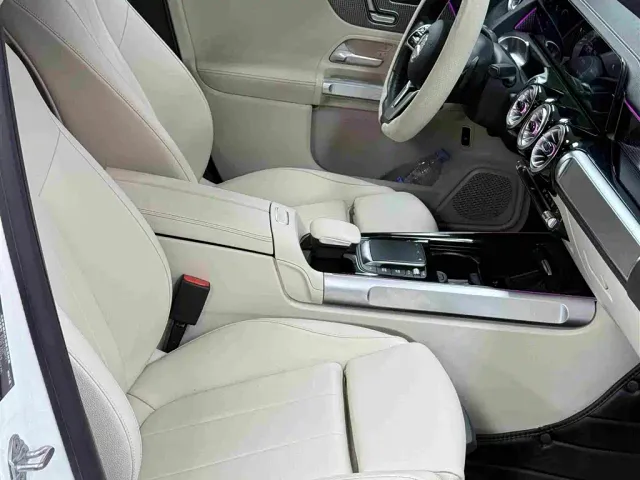 Mercedes-Benz EQB — Фото автомобиля 14