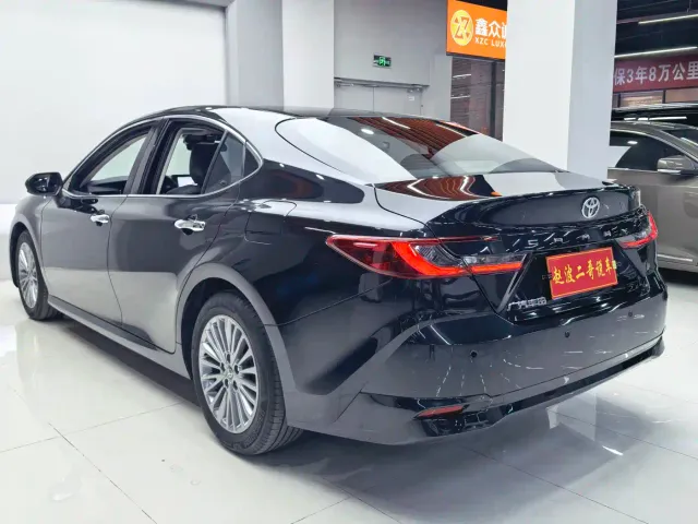 Toyota Camry — Фото автомобиля 14