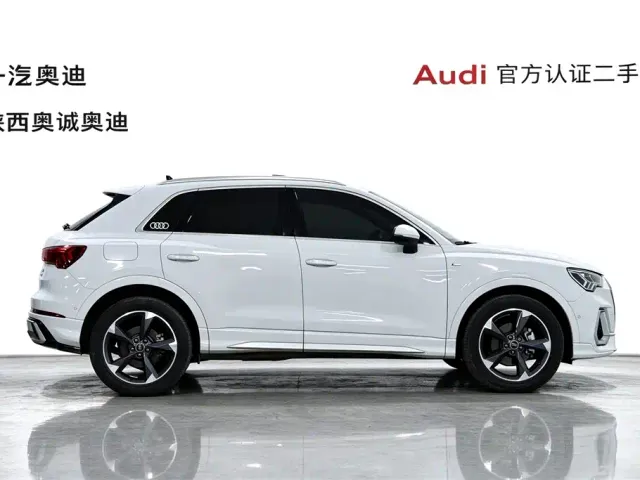 Audi Q3 — Фото автомобиля 3