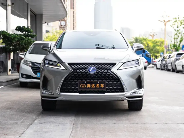 Lexus RX — Фото автомобиля 2
