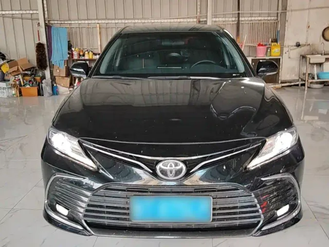 Toyota Camry — Фото автомобиля 2