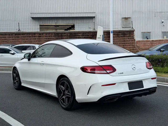 Mercedes-Benz C-Class — Фото автомобиля 9