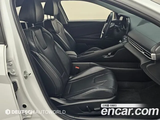 Hyundai Avante CN7 — Фото автомобиля 10