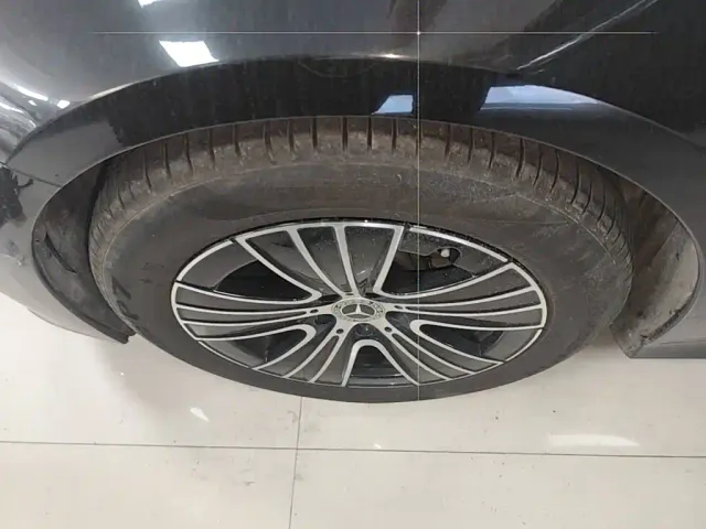 Mercedes-Benz E-Class — Фото автомобиля 22