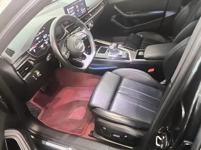 Audi A4L — Фото автомобиля 14