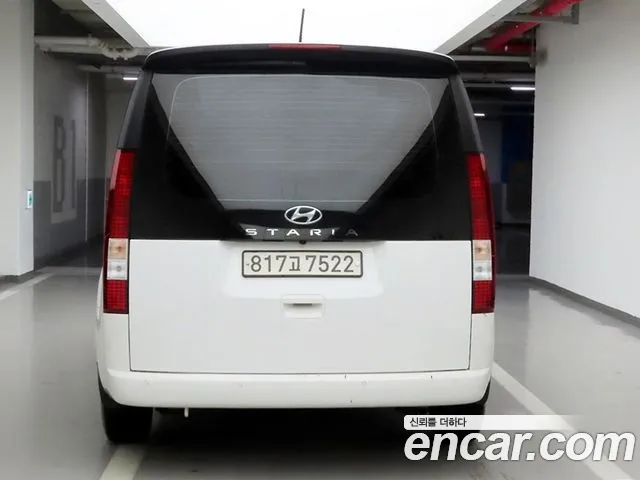 Hyundai Staria — Фото автомобиля 3